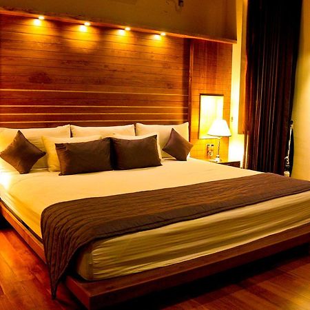 White Palace Hotel Gampaha Kültér fotó