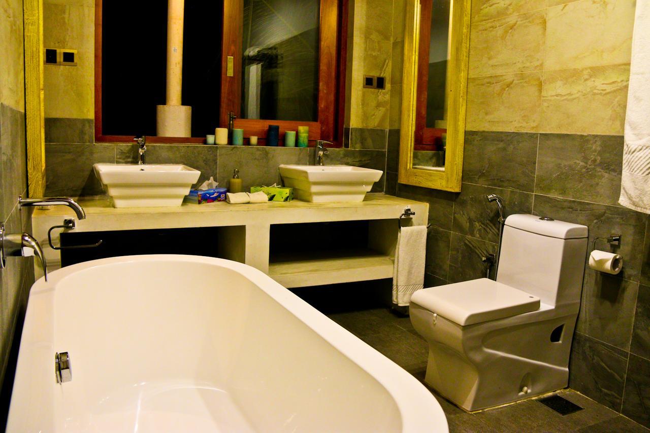 White Palace Hotel Gampaha Kültér fotó